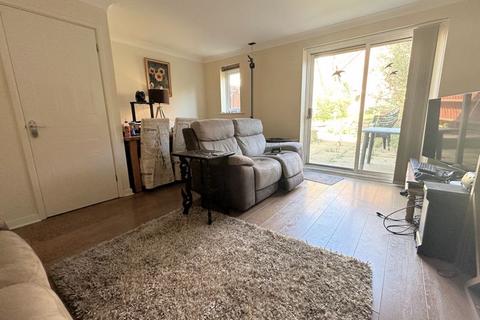 3 bedroom semi-detached house for sale, Caer Peris View, Fareham PO16