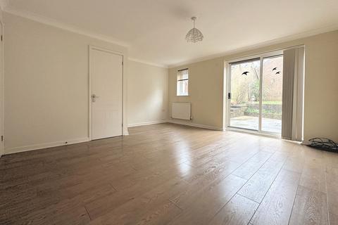 3 bedroom semi-detached house for sale, Caer Peris View, Fareham PO16