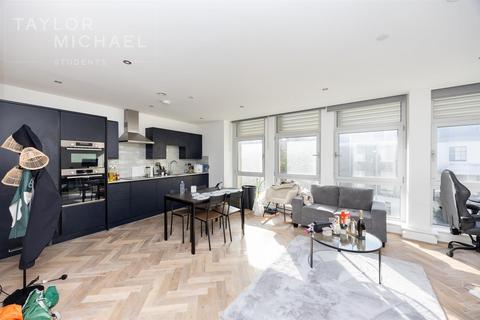 2 bedroom apartment to rent, Montpelier Road, Brighton
