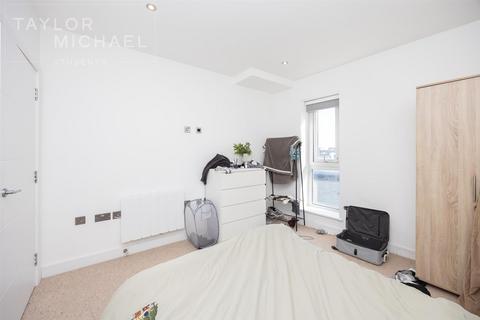 2 bedroom apartment to rent, Montpelier Road, Brighton