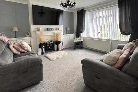 4 bedroom semi-detached house for sale, Ashwood Way, Huccelcote, Gloucester