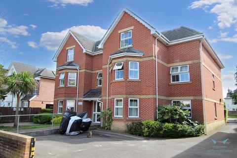 Victory Court, Charminster