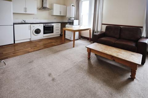 undefined, Holdenhurst Road, Bournemouth BH8