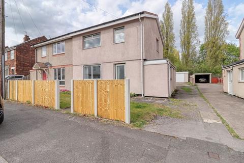 3 bedroom semi-detached house for sale, Hampton Road, Scunthorpe