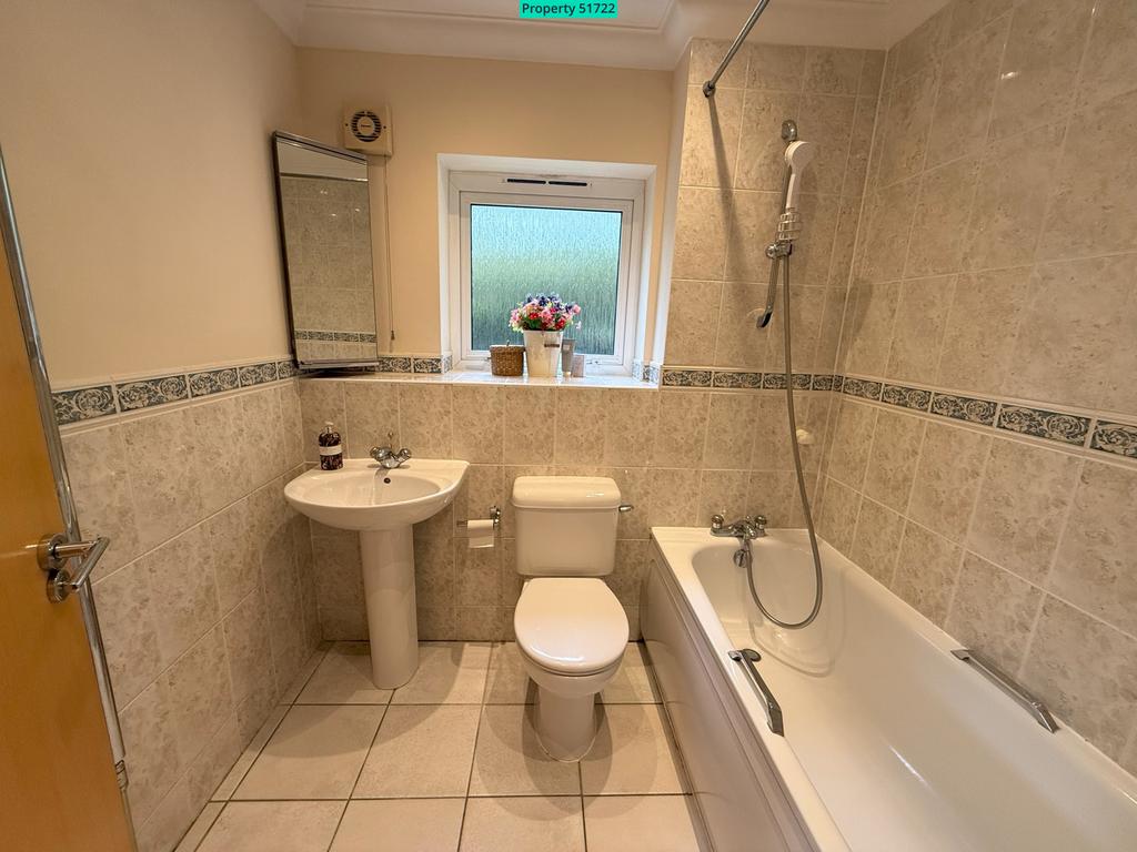 Family bathroom