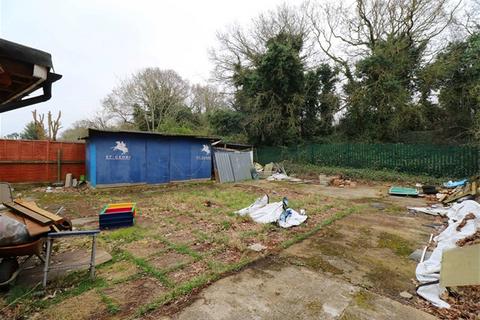 undefined, Selborne Gardens, Perivale, Perivale