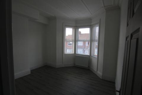 3 bedroom flat to rent, Parmontley Street, Newcastle upon Tyne, NE15