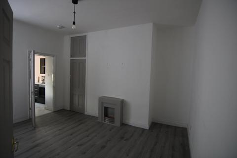 3 bedroom flat to rent, Parmontley Street, Newcastle upon Tyne, NE15