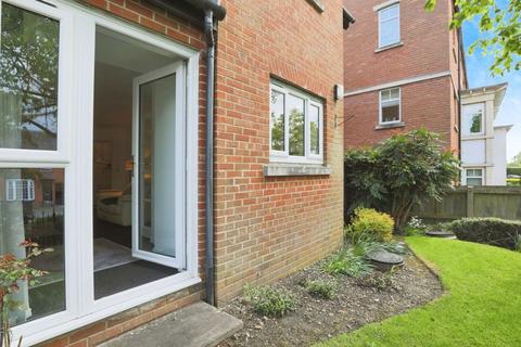 1 bedroom retirement property for sale, Banbury Road, Stratford-upon-Avon CV37