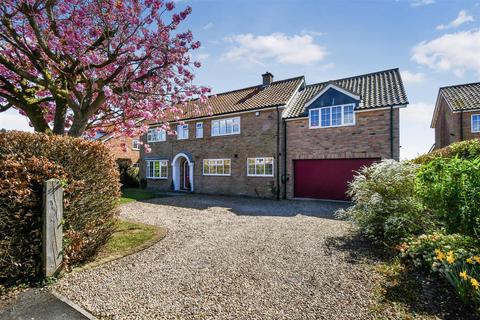 5 The Gowans, Sutton On The Forest, York, YO61 1DL