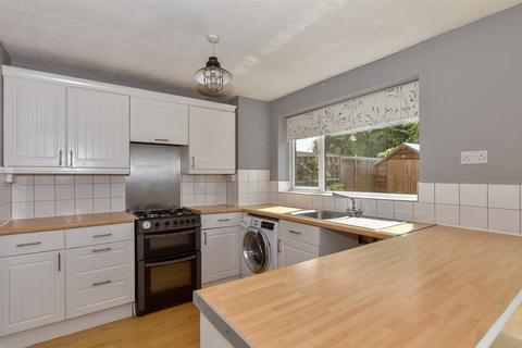 3 bedroom end of terrace house for sale, Alen Square, Staplehurst, Kent