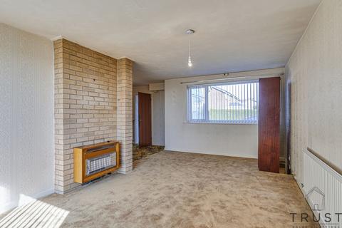 4 bedroom detached house for sale, Moorside View, Drighlington, BD11