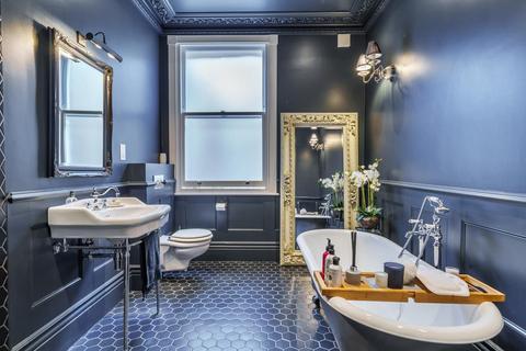 2 Dartmouth Road, London, NW2 4EU