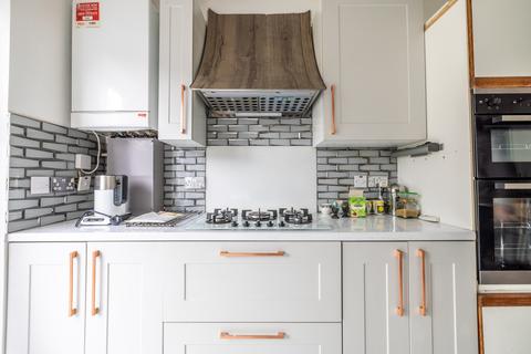 1 bedroom maisonette for sale, London E10