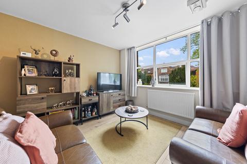 1 bedroom apartment for sale, Station Road, Kettering, NN15