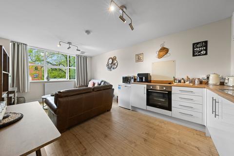 1 bedroom apartment for sale, Station Road, Kettering, NN15