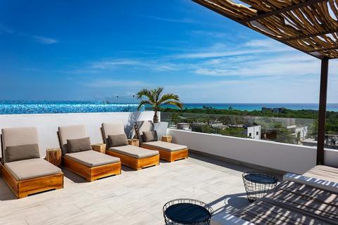 Property, Balkon Hotel  Calle 10 Norte between calle 60 and 62, 77728 Playa del Carmen  Quintana Roo Mexico