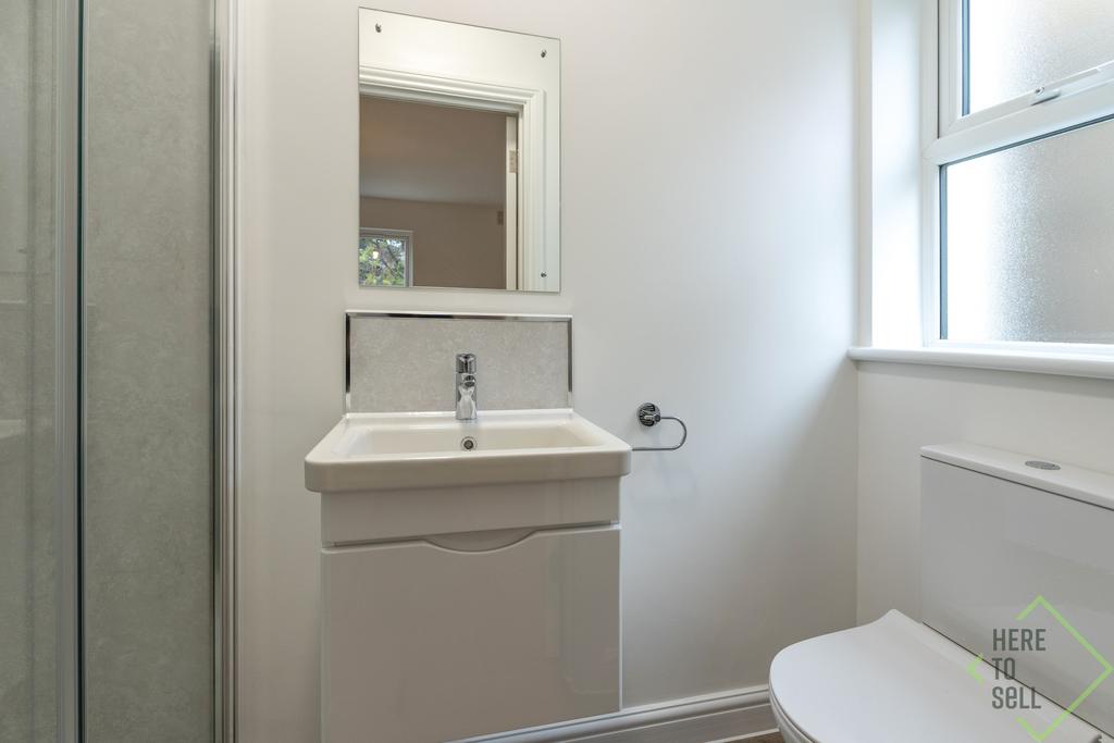 Flat B, 17, Belmont Road, London, N15 3 LS-27