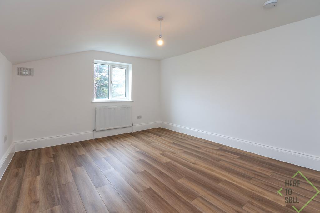 Flat B, 17, Belmont Road, London, N15 3 LS-5