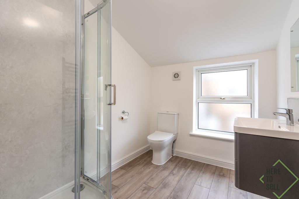Flat B, 17, Belmont Road, London, N15 3 LS-2