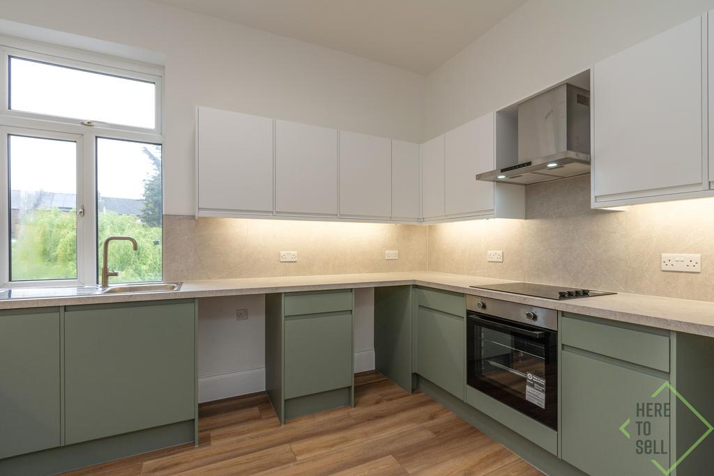 Flat B, 17, Belmont Road, London, N15 3 LS-15