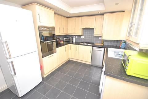 17 Abbots Way, Sherborne, DT9 6DU
