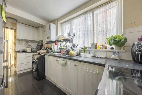3 bedroom terraced house for sale, Isaacs Road, Great Yarmouth NR31