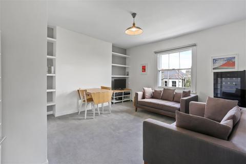 2 bedroom flat to rent, Dartmouth Park Hill, London
