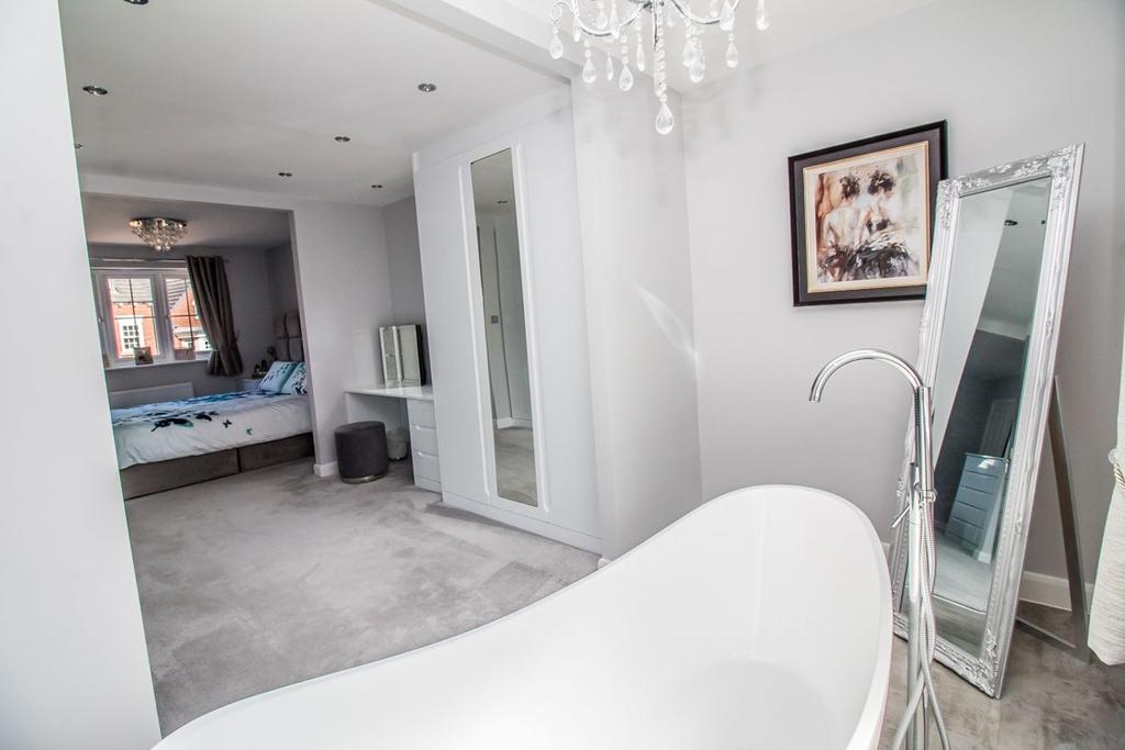 Ensuite pic 2