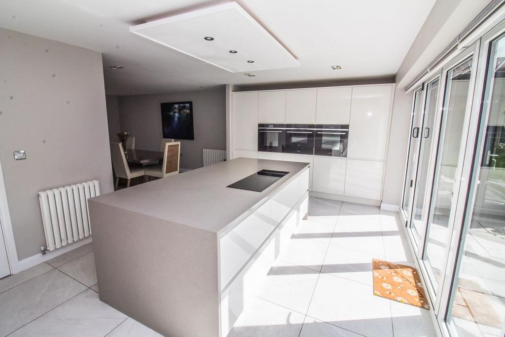 Kitchen pic 3