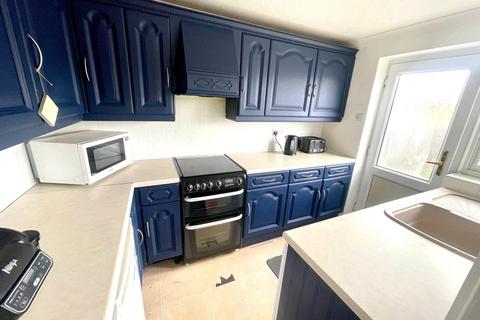 3 bedroom terraced house for sale, Blackmore Walk, Rayleigh, Essex, SS6