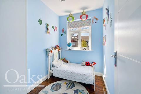 25 Windermere Road, London, SW16 5HF