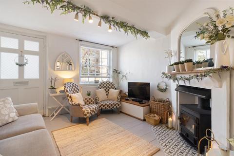4 bedroom terraced house for sale, 8 Church Street, Upton Upon Severn, Worcestershire, WR8