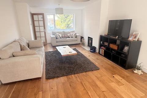 51 Antrim Road, Woodley, Reading, RG5 3NT