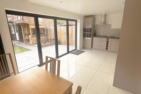 51 Antrim Road, Woodley, Reading, RG5 3NT