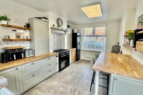 15 Postling Road, Folkestone, CT19 4PH