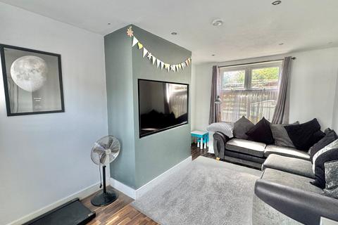 15 Postling Road, Folkestone, CT19 4PH