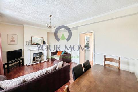 2 bedroom maisonette to rent, Carnbrook Road, London SE3