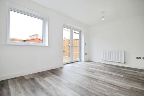 3 bedroom semi-detached house to rent, Burcot Road, Manchester M11