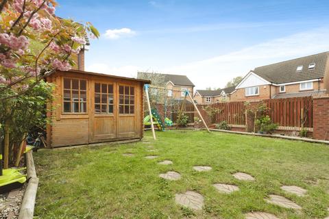 5 Barber Close, Armthorpe, Doncaster, DN3 2FN
