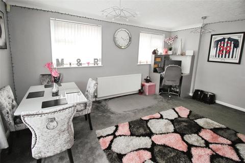 10 Remple Avenue, Hatfield Woodhouse, Doncaster, DN7 6NY