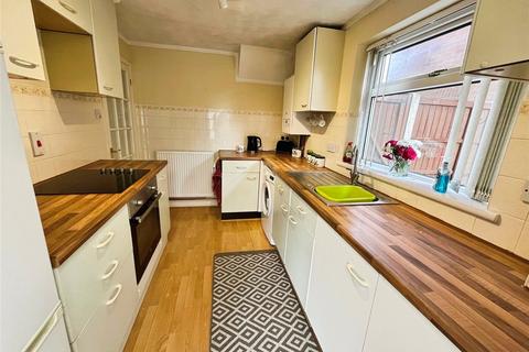 3 bedroom semi-detached house for sale, Newstead Road North, Derbyshire DE7