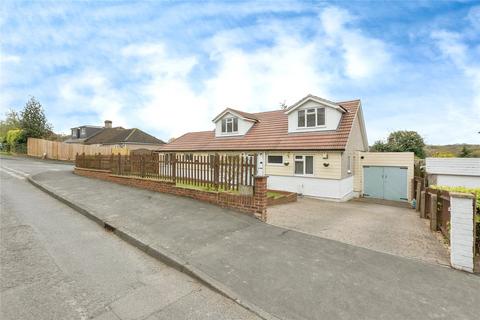 5 bedroom bungalow for sale, Pescot Avenue, Longfield DA3