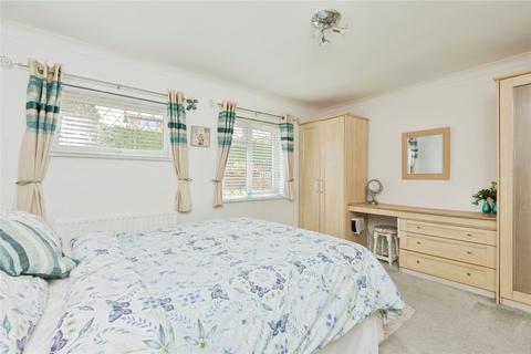 9 Pescot Avenue, Longfield, DA3 7NA