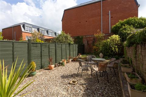 2 bedroom terraced house for sale, Nicholas Gardens, North Yorkshire YO10