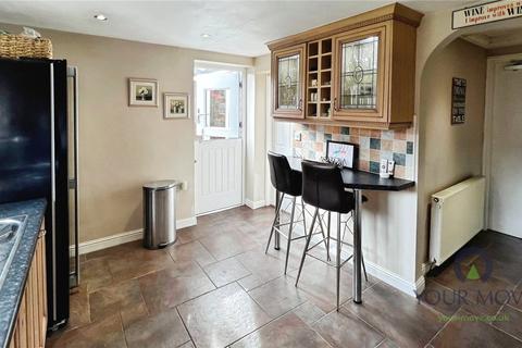 3 bedroom semi-detached house for sale, Longfield Road, Oldham OL2
