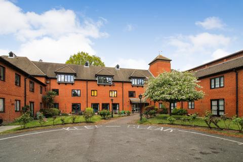 1 bedroom apartment for sale, Farley Court, Church Road East, Farnborough , Hampshire, GU14
