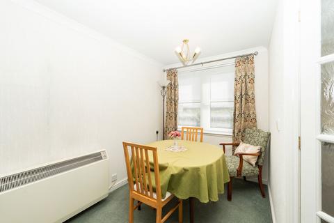 1 bedroom flat for sale, Halley's Court, Kirkcaldy KY1