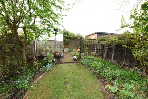 20 Bewdley Road, Birmingham, B30 2YE