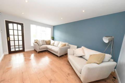 4 Annscroft, Birmingham, B38 8YU